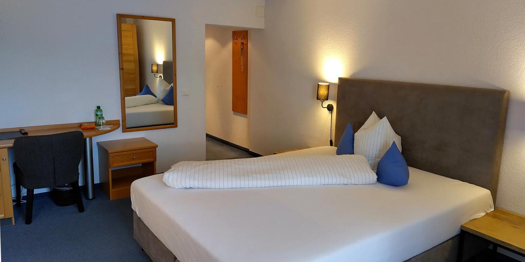 Hotel-Restaurant Bellevue Flims Esterno foto